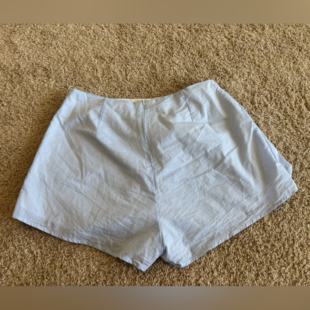 Revolve super down blue and white striped shorts with front tie - Picture 5 of 8